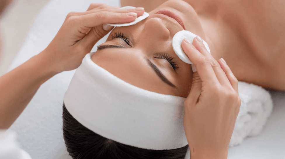 How Clinical-Grade Chemical Peels Are Rewriting Skin Rejuvenation